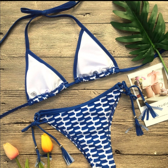 🆕 Cut Out Navy Blue Two Piece Bikini - Picture 3 of 4
